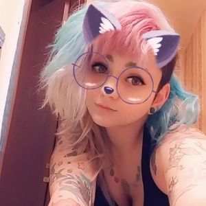 Meet your Posher, Alex